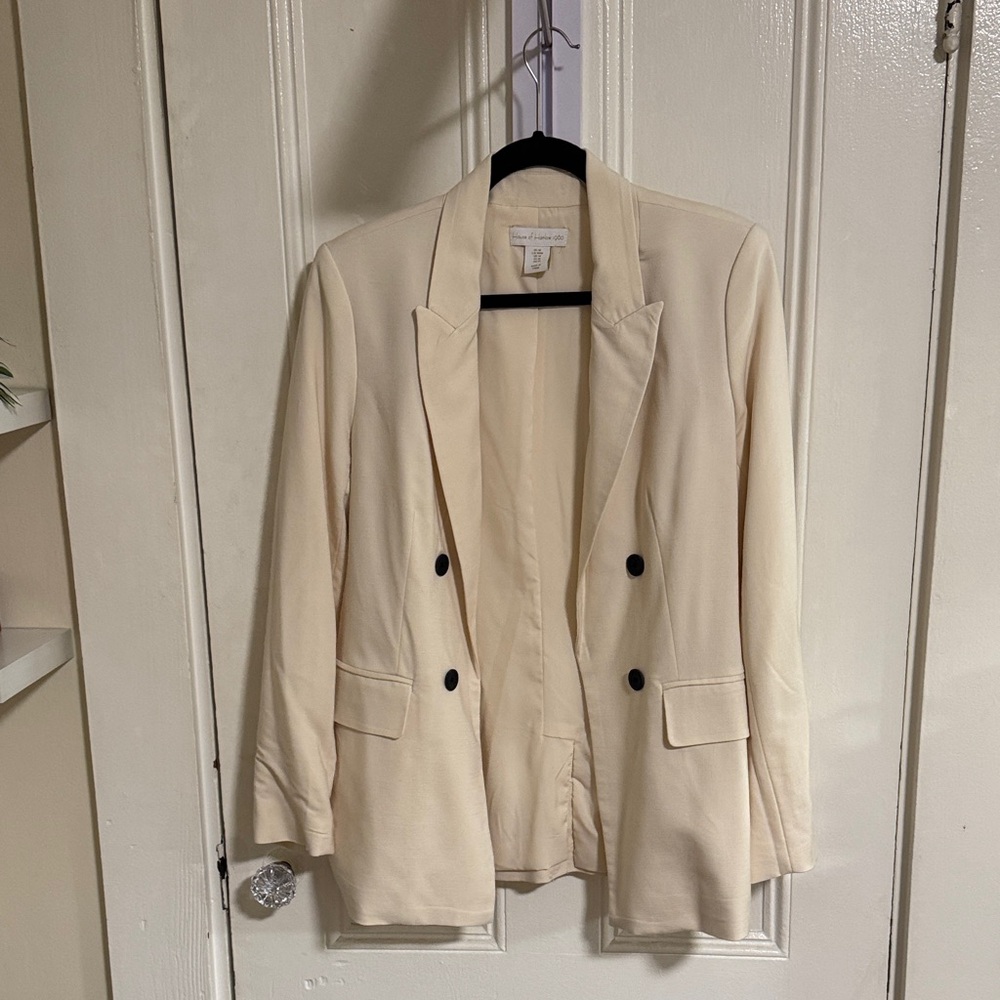 House of Harlow 1960 Cream Blazer with Black Buttons